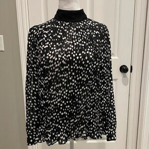 Zara Basic Polka Dot blouse w/mock neck bow tie on the back 16274